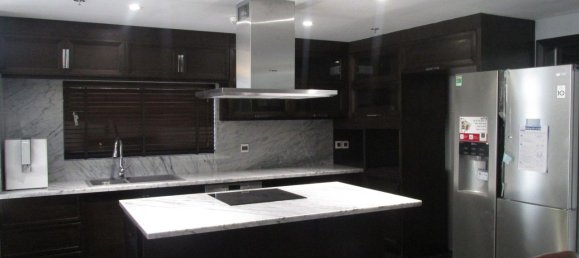 3 bedrooms Apartment in Hoan Kiem, Vietnam No. 3982 5