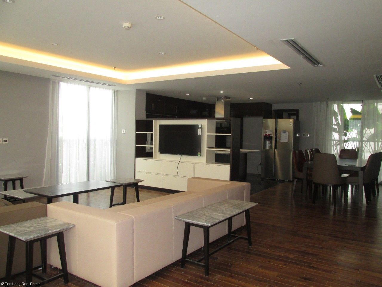 3 bedrooms Apartment in Hoan Kiem, Vietnam No. 3982