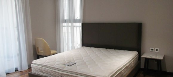 3 bedrooms Apartment in Hoan Kiem, Vietnam No. 3982 9