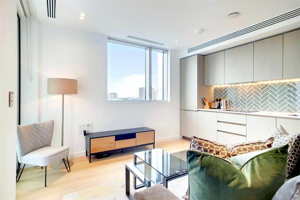 Studio in London, United Kingdom No. 8264