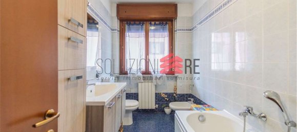 Квартира с 5 комнатами в Новара, Италия № 13284 7