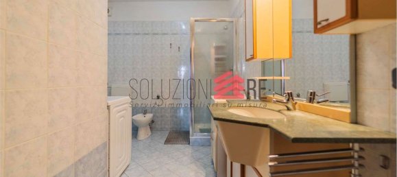 Квартира с 5 комнатами в Новара, Италия № 13284 17