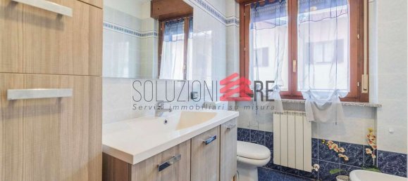 Квартира с 5 комнатами в Новара, Италия № 13284 8