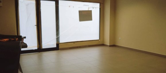 1 bedroom Commercial property in Benidorm, Spain No. 185796 2