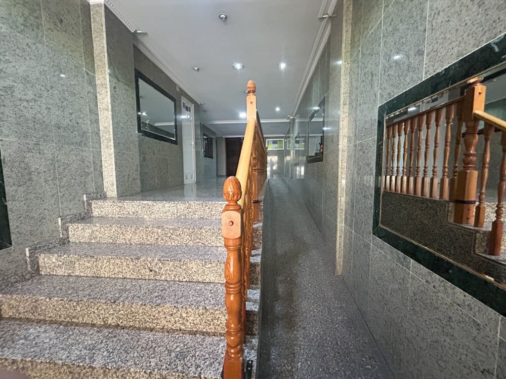 Apartamento de 2 dormitorios en Torrevieja, Spain No. 243152