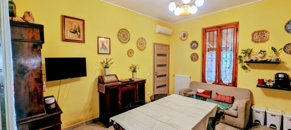 7 rooms Villa in Gossolengo, Italy No. 251751 2