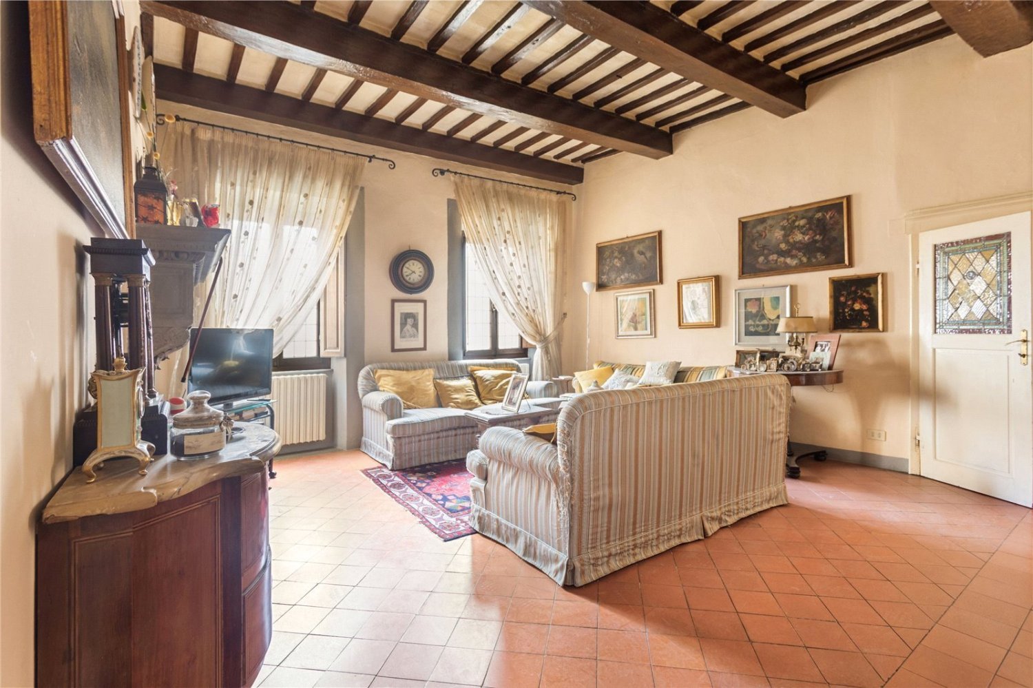 6 bedrooms Castles in Arezzo, Italy No. 392439