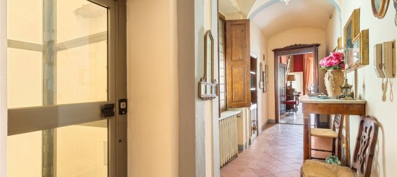 6 bedrooms Castles in Arezzo, Italy No. 392439 10