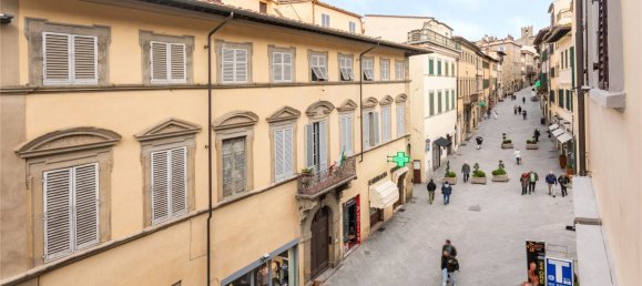 6 bedrooms Castles in Arezzo, Italy No. 392439 18