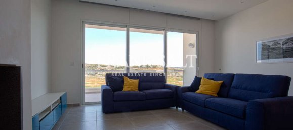 Apartamento de 3 dormitorios en Manikata, Malta No. 9322 8