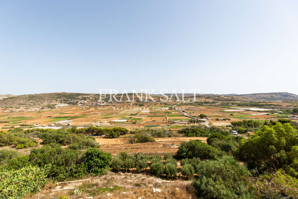 Apartamento de 3 dormitorios en Manikata, Malta No. 9322