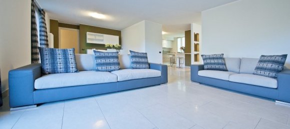 5 bedrooms Villa in Menaggio, Italy No. 55895 16