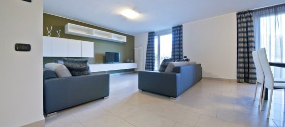 5 bedrooms Villa in Menaggio, Italy No. 55895 25