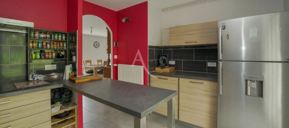 5 bedrooms House in Guillac, France No. 321934 4