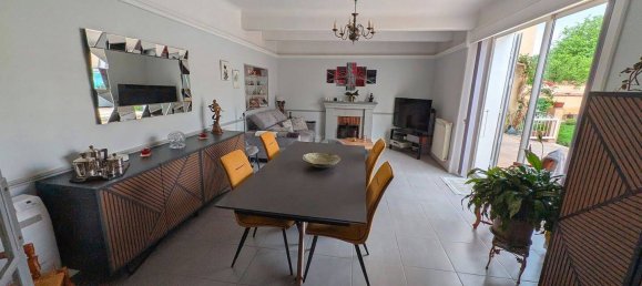 5 bedrooms House in Sorgues, France No. 360903 3