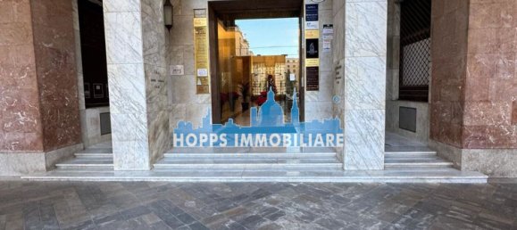 5 rooms Apartment in Palermo, Italy No. 66627 3