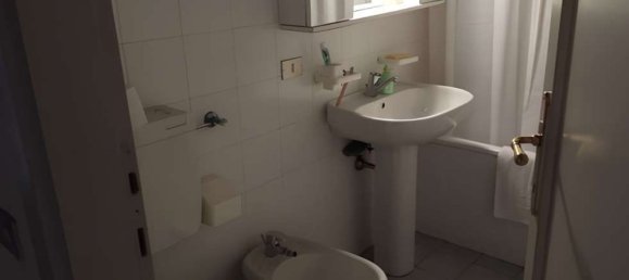 Apartamento de 2 habitaciónes en Luino, Italy No. 186289 7