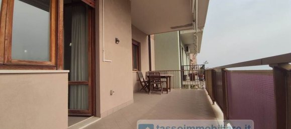 4-salle Appartement à Ortona, Italy No. 260538 8