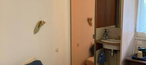 Studio in Paris, France, Nr. 333877 6