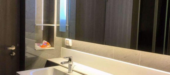 1 bedroom Condo in Khlong Toei, Thailand No. 9429 9