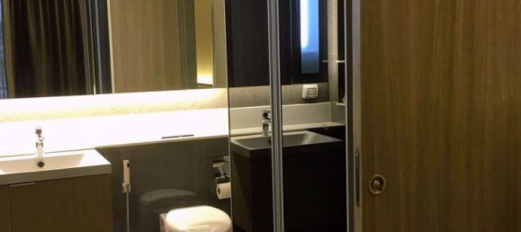 1 bedroom Condo in Khlong Toei, Thailand No. 9429 8