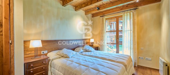 Adosado de 4 dormitorios en Gerona, Spain No. 84115 16