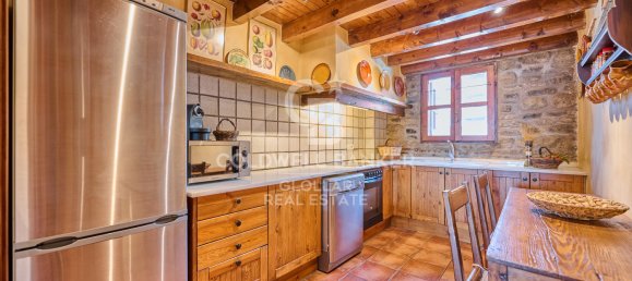 Adosado de 4 dormitorios en Gerona, Spain No. 84115 4