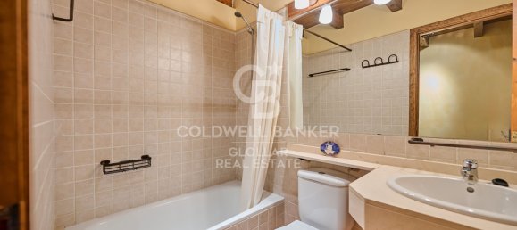 Adosado de 4 dormitorios en Gerona, Spain No. 84115 15