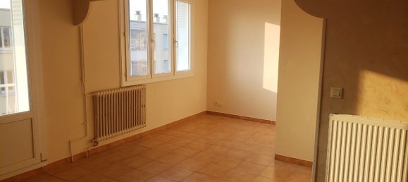 3 غرف نوم شقة في Montelimar, France رقم 285248 2