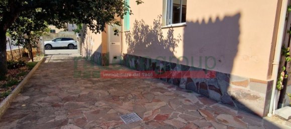 10 rooms House in Livorno, Italy No. 300876 9