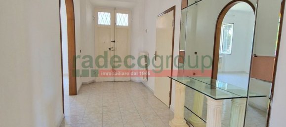 10 rooms House in Livorno, Italy No. 300876 19