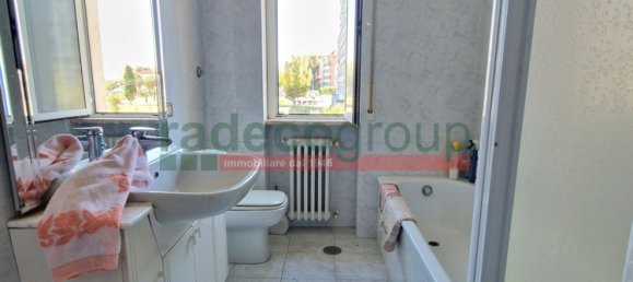 10 rooms House in Livorno, Italy No. 300876 31