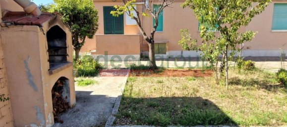 10 rooms House in Livorno, Italy No. 300876 14
