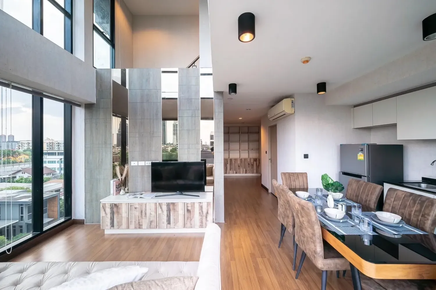 2 bedrooms Duplex in Phra Khanong, Thailand No. 70505