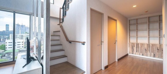 2 bedrooms Duplex in Phra Khanong, Thailand No. 70505 3