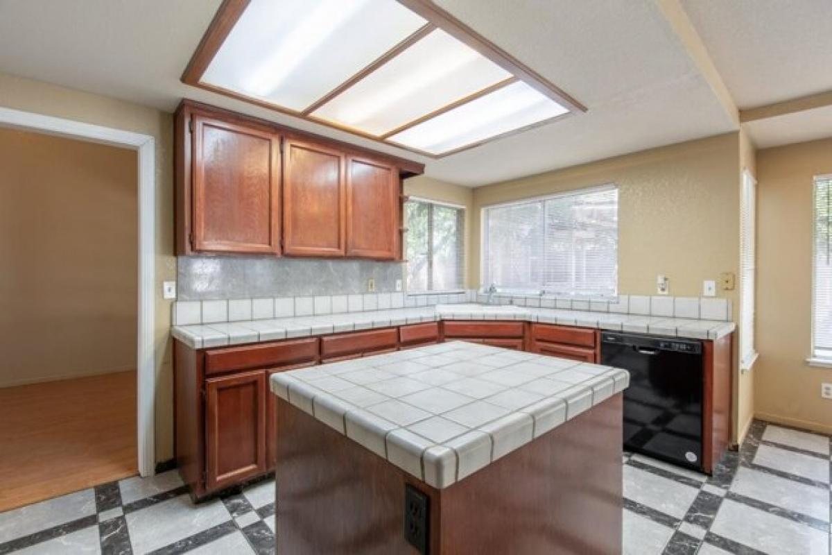 Casa T5 em Stockton, USA N.º 395815