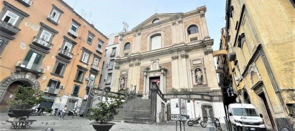 Estudio en Naples, Italy No. 23226 16