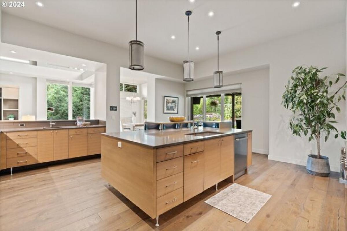 3 bedrooms House in Lake Oswego, USA No. 391925