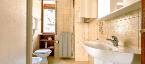 8 rooms House in Quarona, Italy No. 236004 54