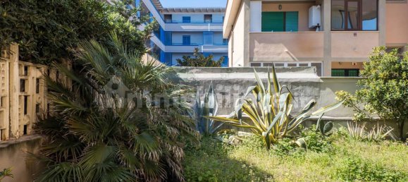 Apartamento de 3 dormitorios en Fiumicino, Italy No. 44919 6