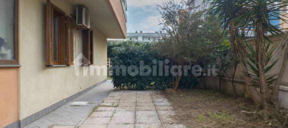 Apartamento de 3 dormitorios en Fiumicino, Italy No. 44919 13