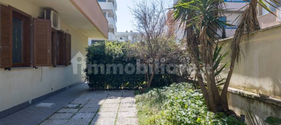 Apartamento de 3 dormitorios en Fiumicino, Italy No. 44919 4