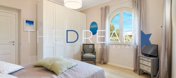 2 bedrooms Villa in Forte dei Marmi, Italy No. 174720 21