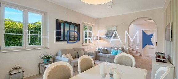 2 bedrooms Villa in Forte dei Marmi, Italy No. 174720 11