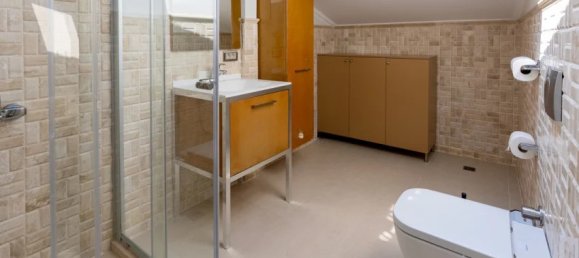 Villa 6+1 in Istanbul, Turkey No. 33886 19