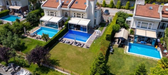 Villa 6+1 in Istanbul, Turkey No. 33886 12