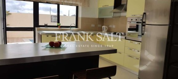 3 غرف نوم فيلا في Swieqi, Malta رقم 8284 7