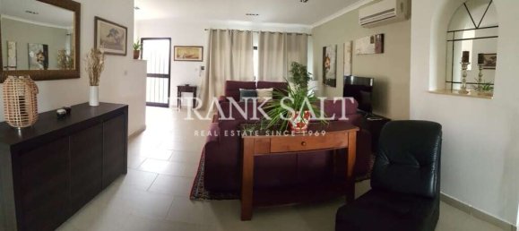 3 غرف نوم فيلا في Swieqi, Malta رقم 8284 3