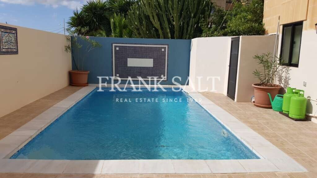 3 غرف نوم فيلا في Swieqi, Malta رقم 8284