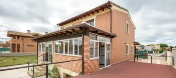 4 غرف نوم منزل في Aldeamayor de San Martin, Spain رقم 69321 3